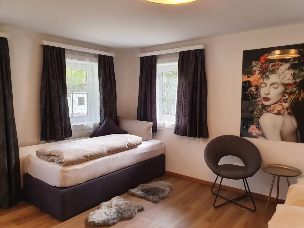Landhaus Dornau Apartments مايرهوفن المظهر الخارجي الصورة